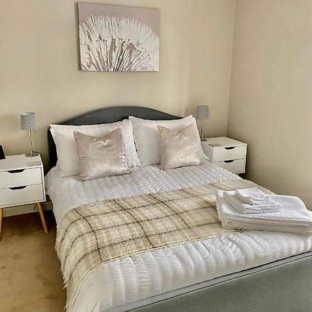 Lovely 2 Bedroom, 2 Bathroom House With Parking. Plymouth Luaran gambar