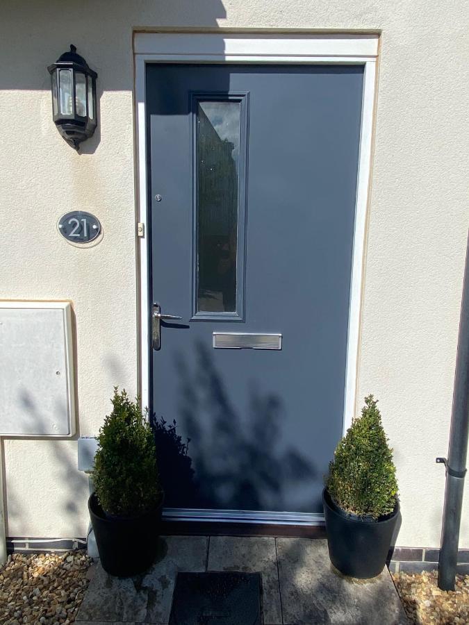 Lovely 2 Bedroom, 2 Bathroom House With Parking. Plymouth Luaran gambar